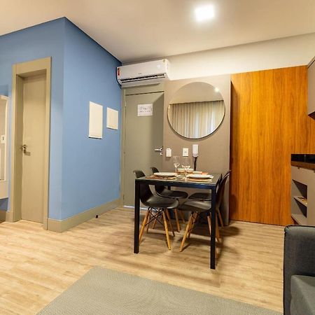 Aion Suites 103 - Compacto E Luxuoso Loft - Rooftop Com Piscina E Academia - A Poucos Passos Da Praia บอมบินญัส ภายนอก รูปภาพ