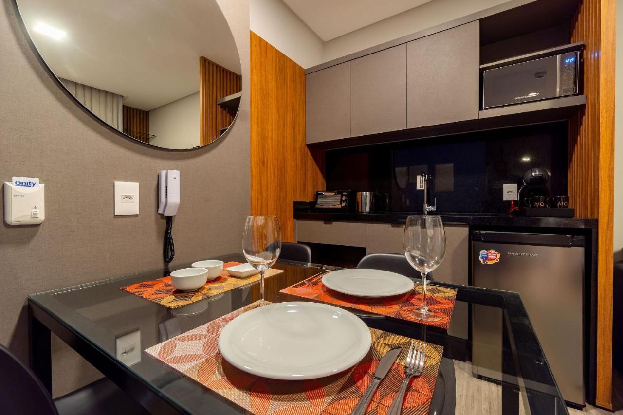 Aion Suites 103 - Compacto E Luxuoso Loft - Rooftop Com Piscina E Academia - A Poucos Passos Da Praia บอมบินญัส ภายนอก รูปภาพ